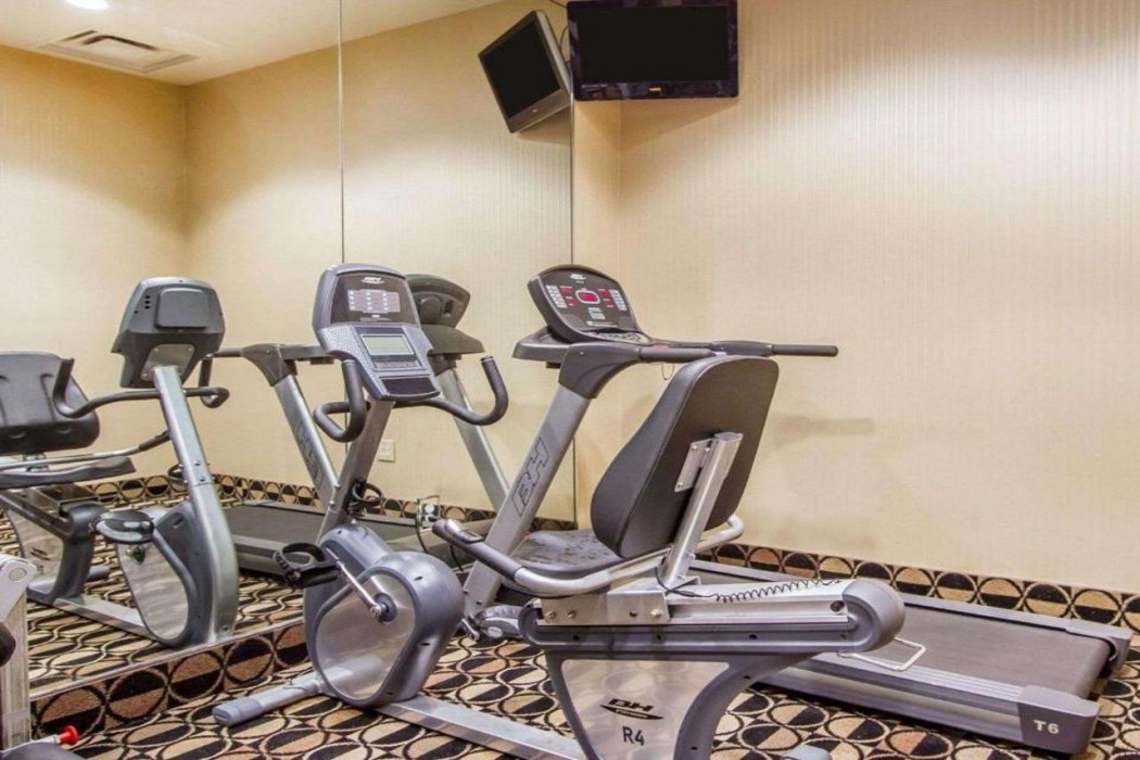 Quality Inn & Suites Greenville I-65 18/34
