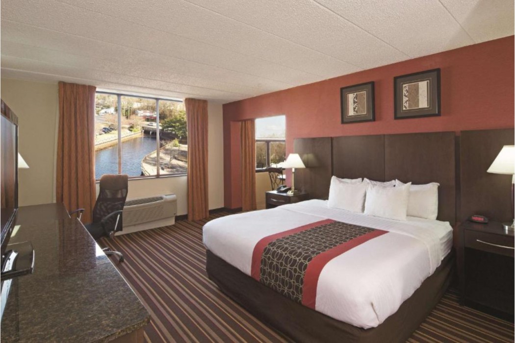 DoubleTree By Hilton Salisbury 10/31