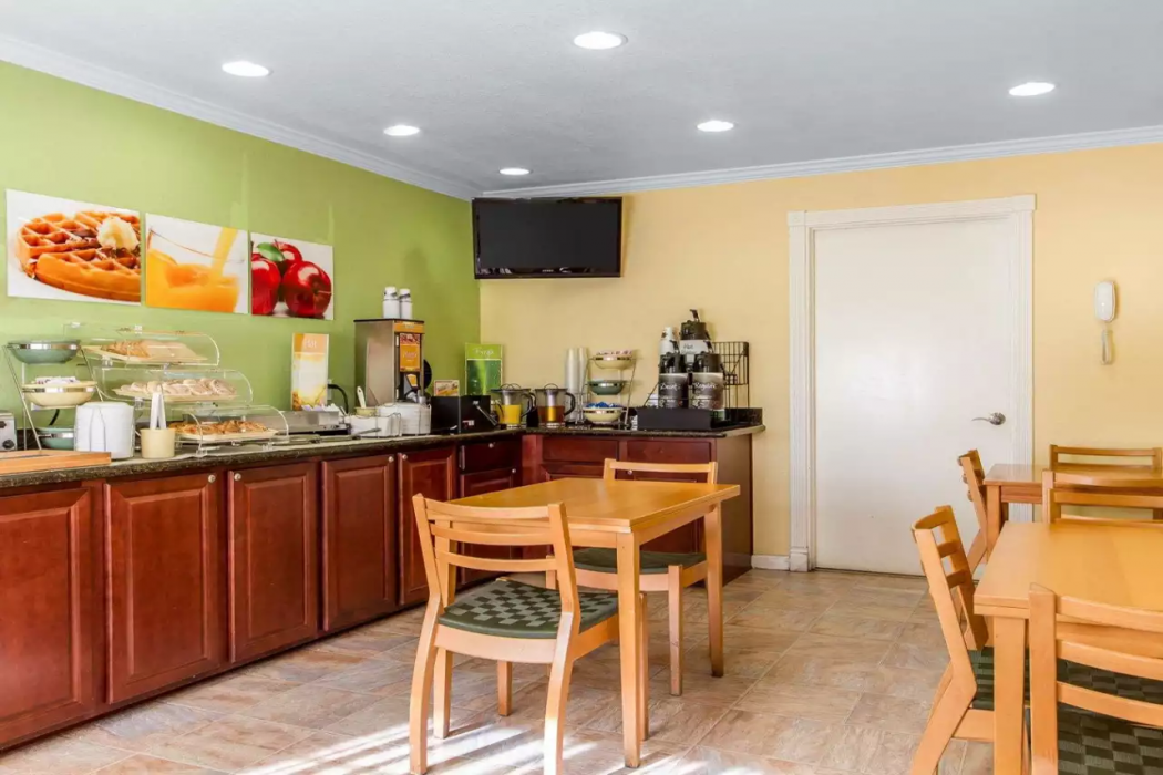 Quality Inn Ukiah, CA 31/43