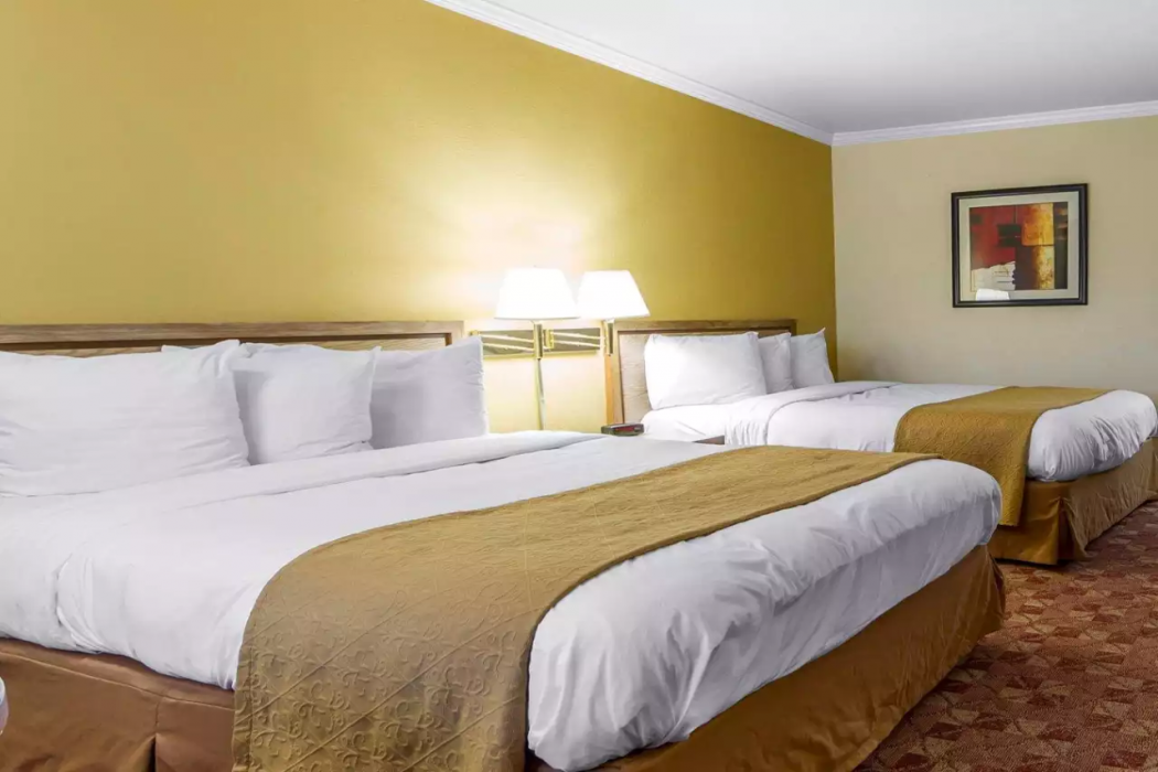 Quality Inn Ukiah, CA 19/43