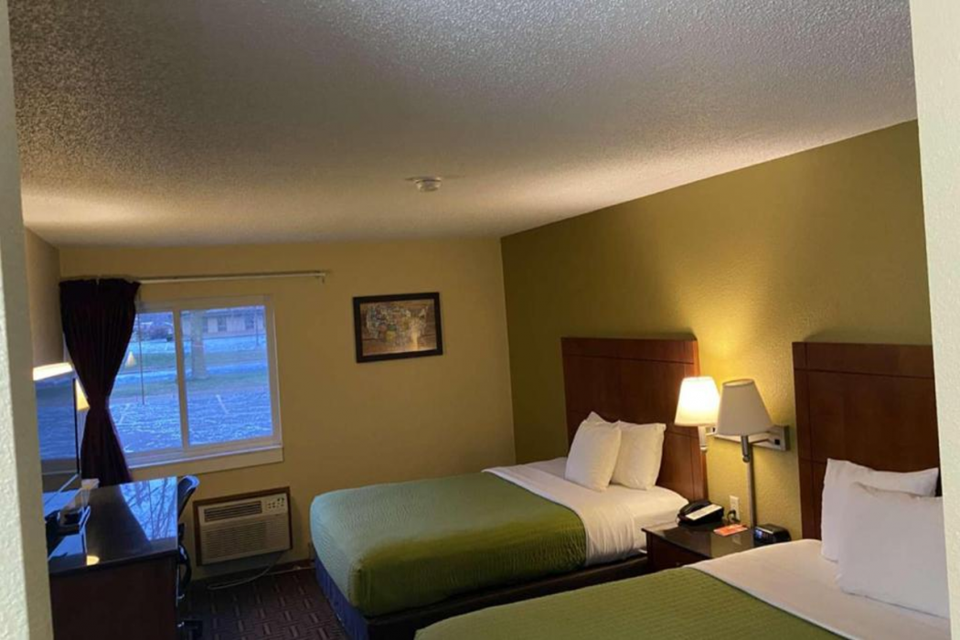 Coratel Inn & Suites by Jasper River Falls 15/60