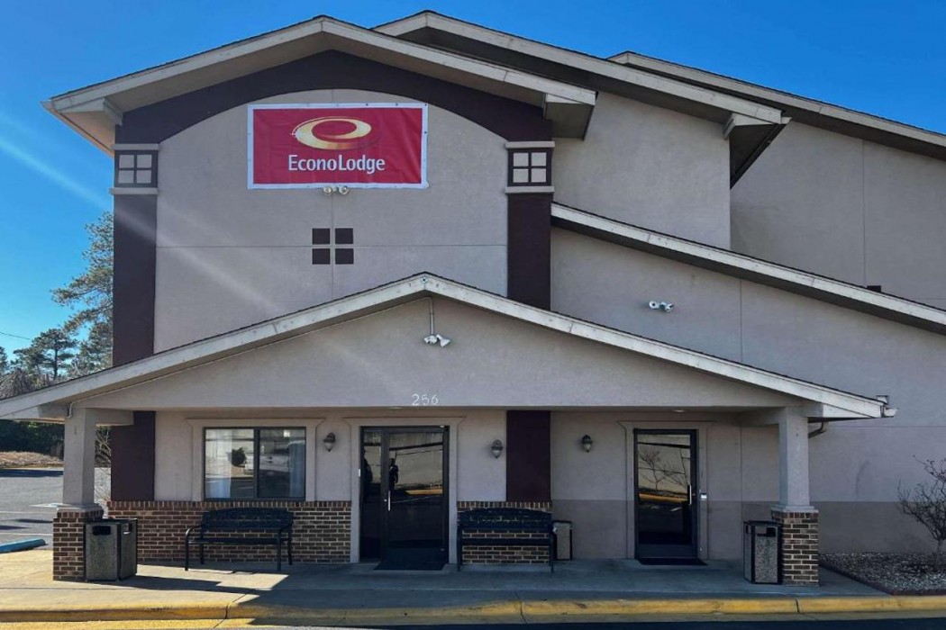 Econo Lodge Spring Lake near Fort Bragg 1/16
