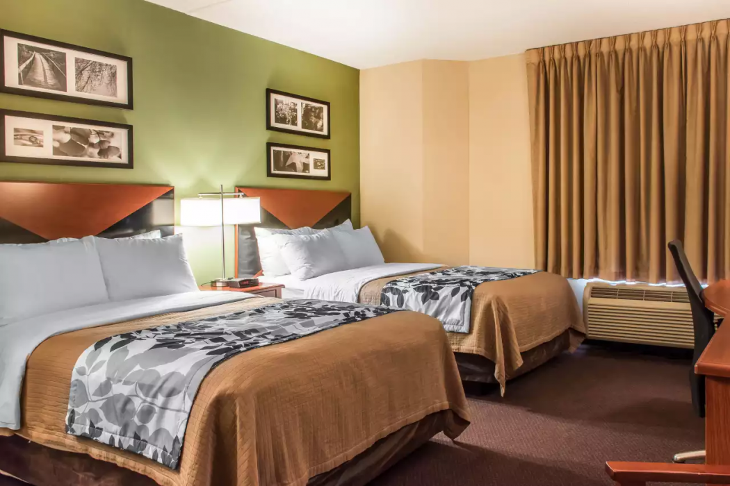 Sleep Inn & Suites of Lancaster County 14/35