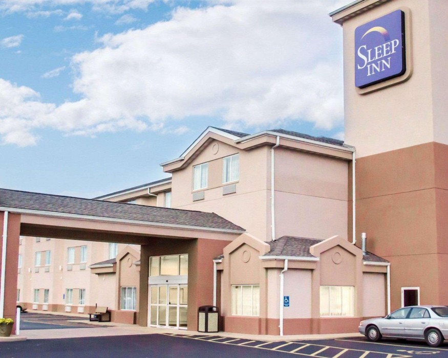 Sleep Inn O'Fallon near I-64 2/62