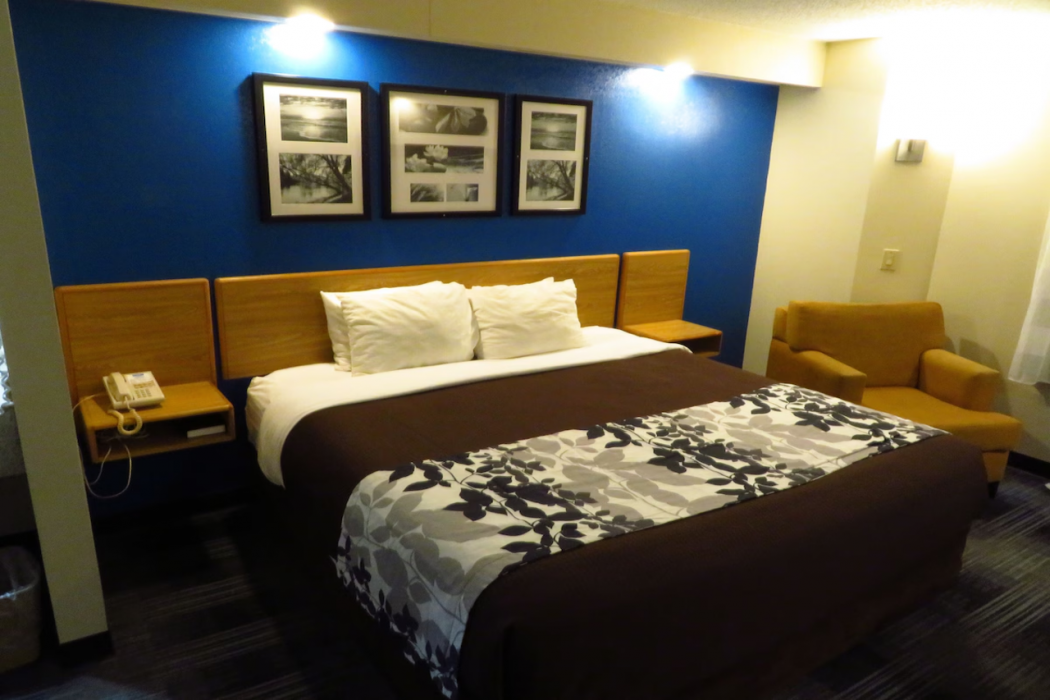 Rodeway Inn Austell Six Flags 16/27