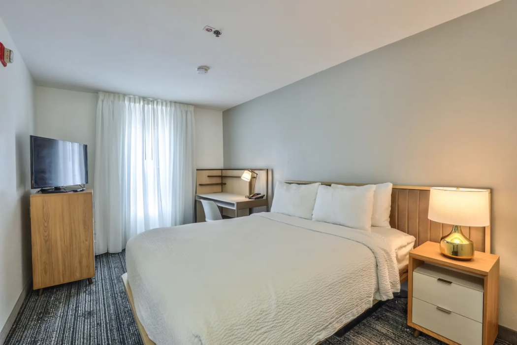 Alluxsuites at 1876, an Ascend Collection Hotel detail