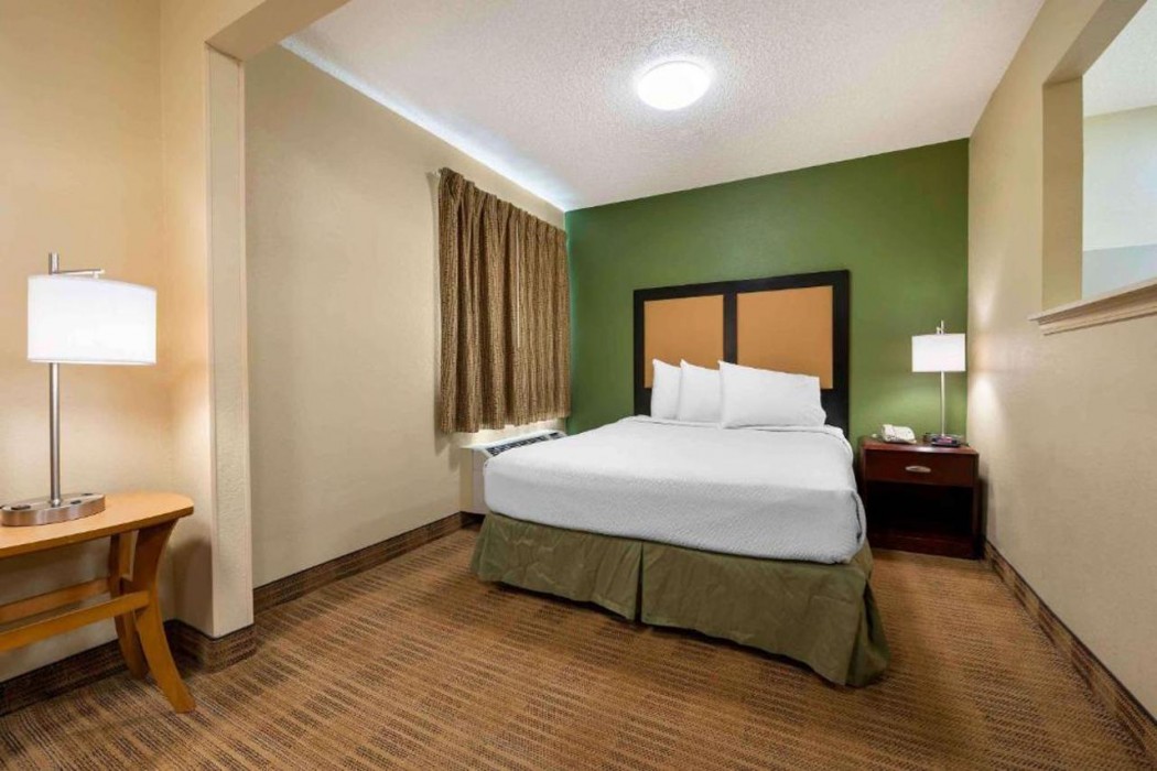 MainStay Suites Indianapolis Northwest - College Park 8/11