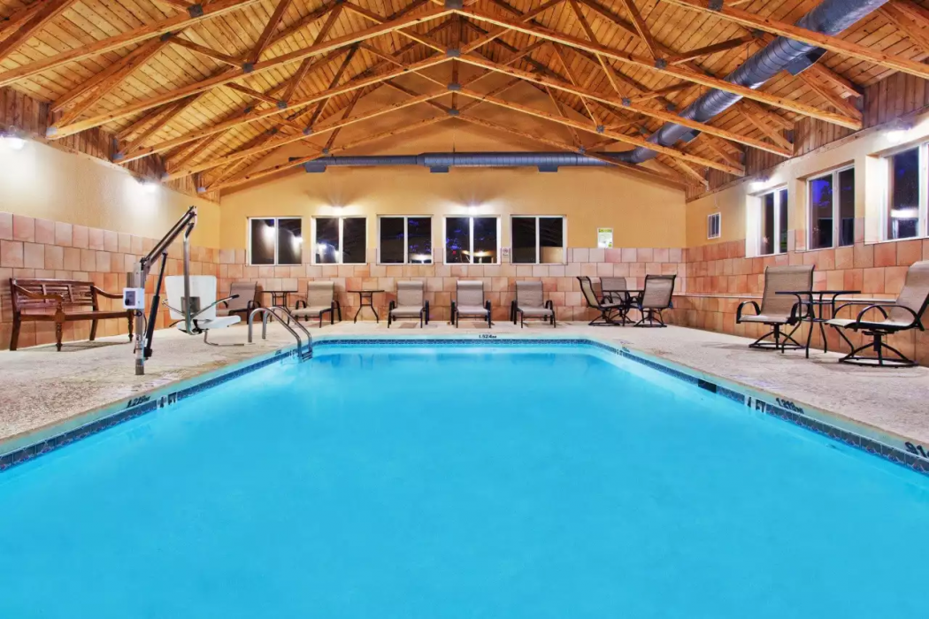 Comfort Inn Blairsville Butternut Creek 16/23