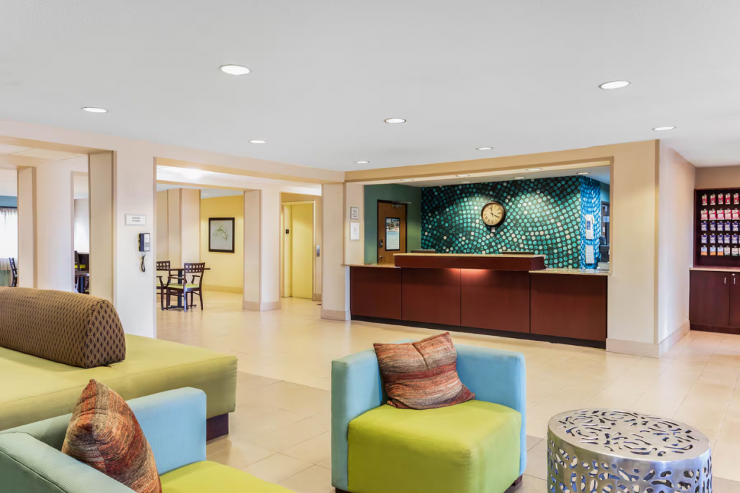 AmericInn by Wyndham Frankfort IN 7/38