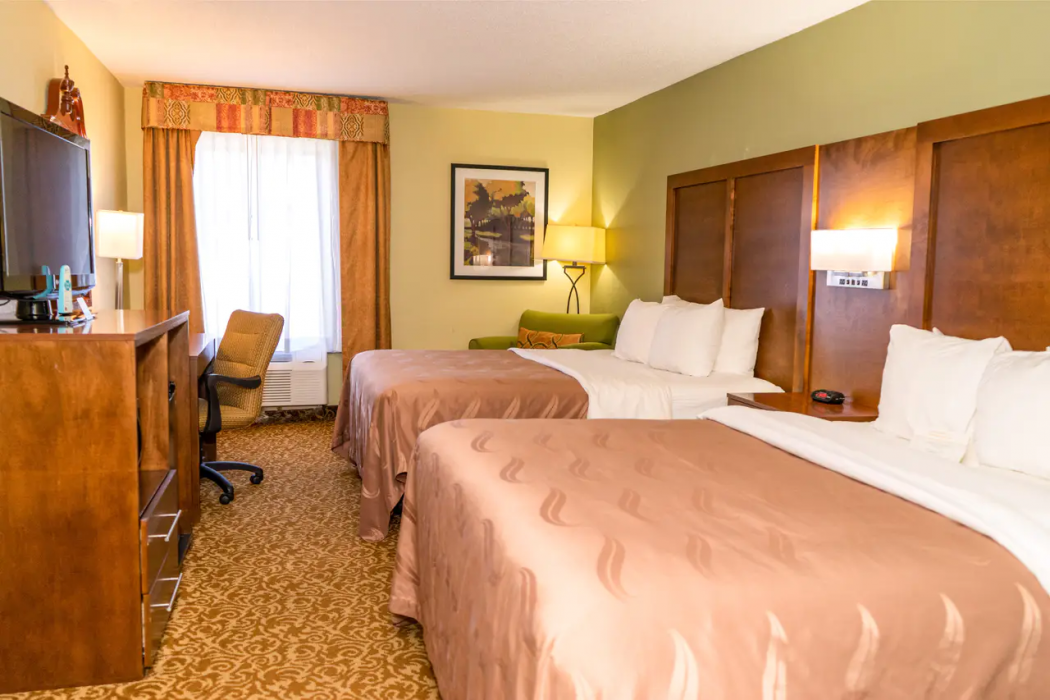 Quality Inn Whiteville North 11/37