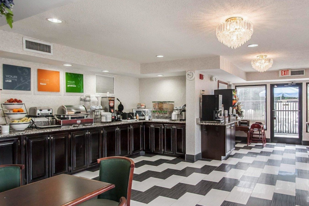 Quality Inn Edmund Pettus Bridge area 13/24