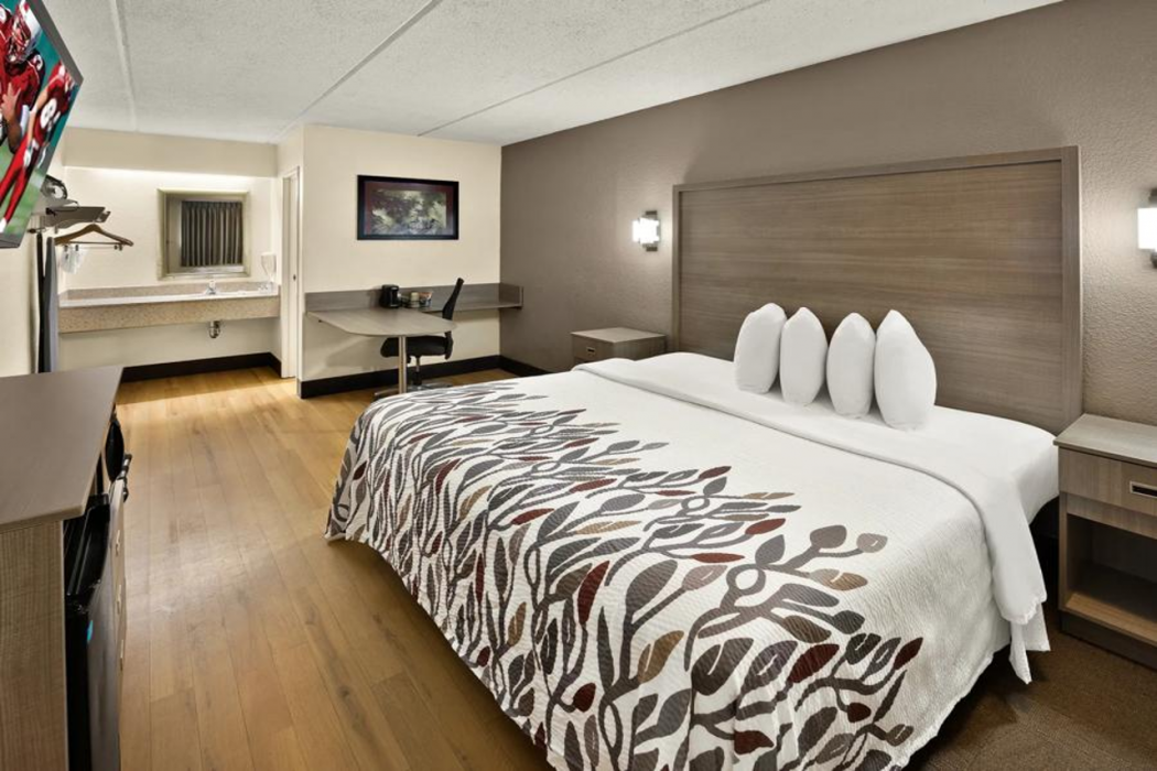 Red Roof Inn Chapel Hill - UNC 11/22
