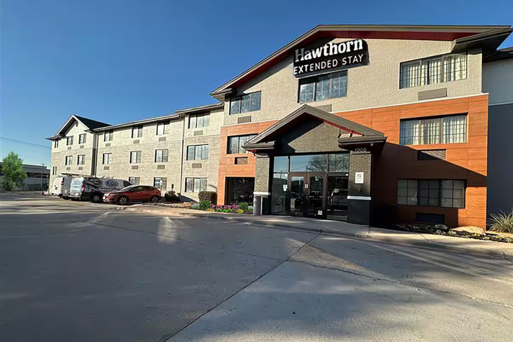 Hawthorn Extended Stay by Wyndham Bedford / Dallas 1/49