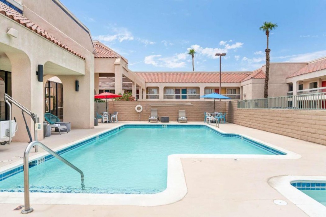 Signature Inn Indio I-10 Coachella Valley 22/36