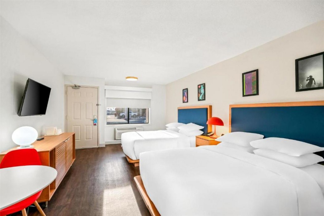 Signature Inn Indio I-10 Coachella Valley 11/36