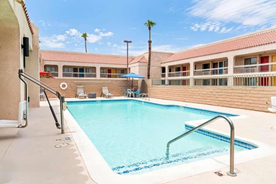 Signature Inn Indio I-10 Coachella Valley 23/36