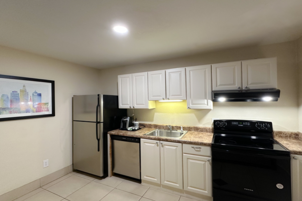 Sonesta Essential Hotels Overland Park 9/18