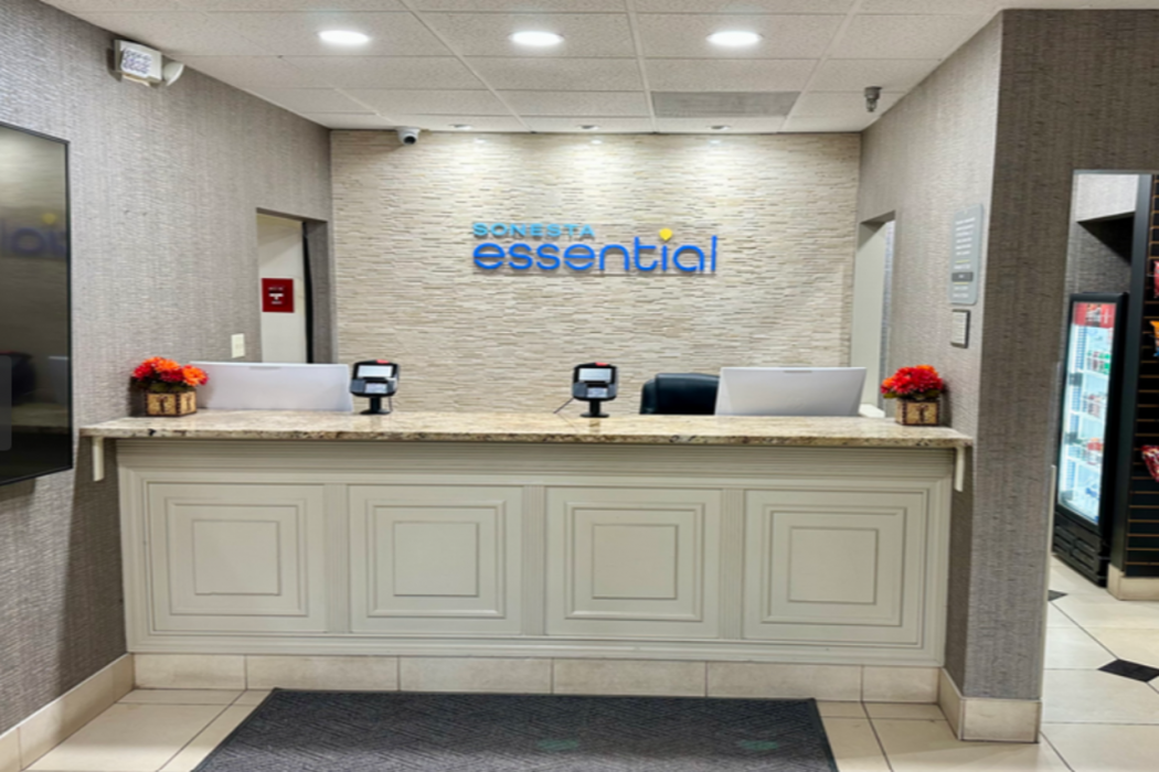 Sonesta Essential Hotels Overland Park 3/18