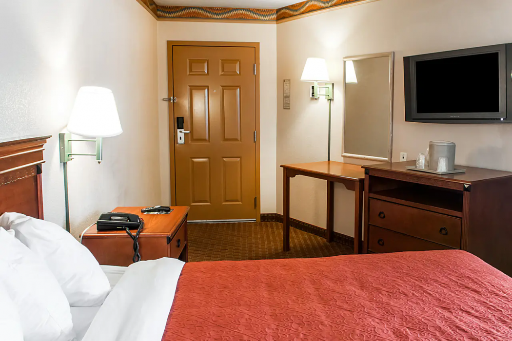 Quality Inn Suites Las Cruces University Area 11/25