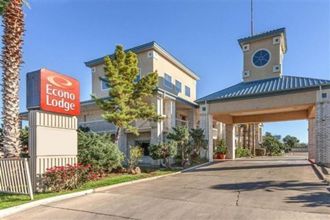 Econo Lodge Downtown South San Antonio TX photo1