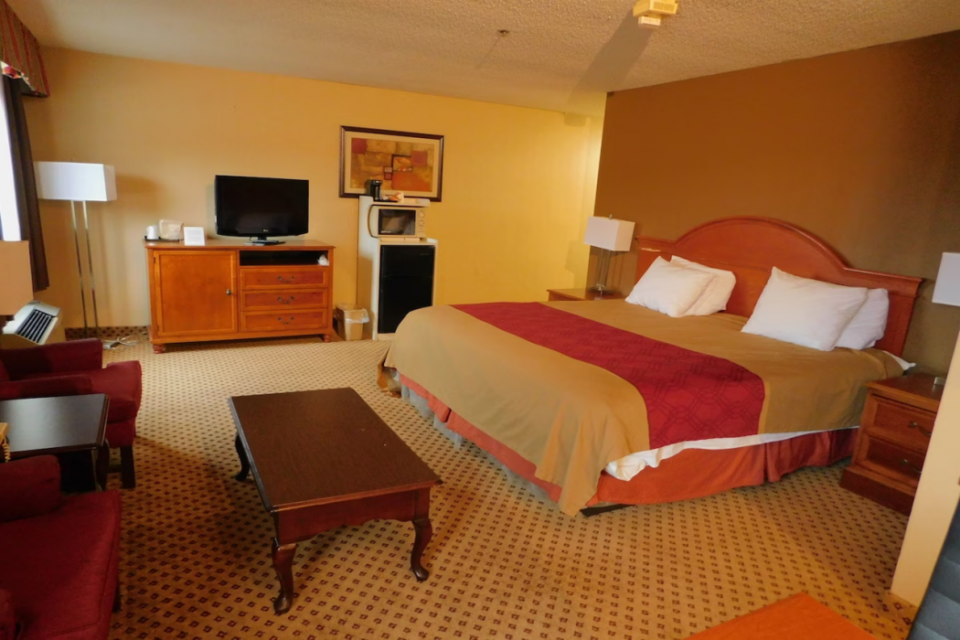 Quality Inn Ripley, WV 8/20