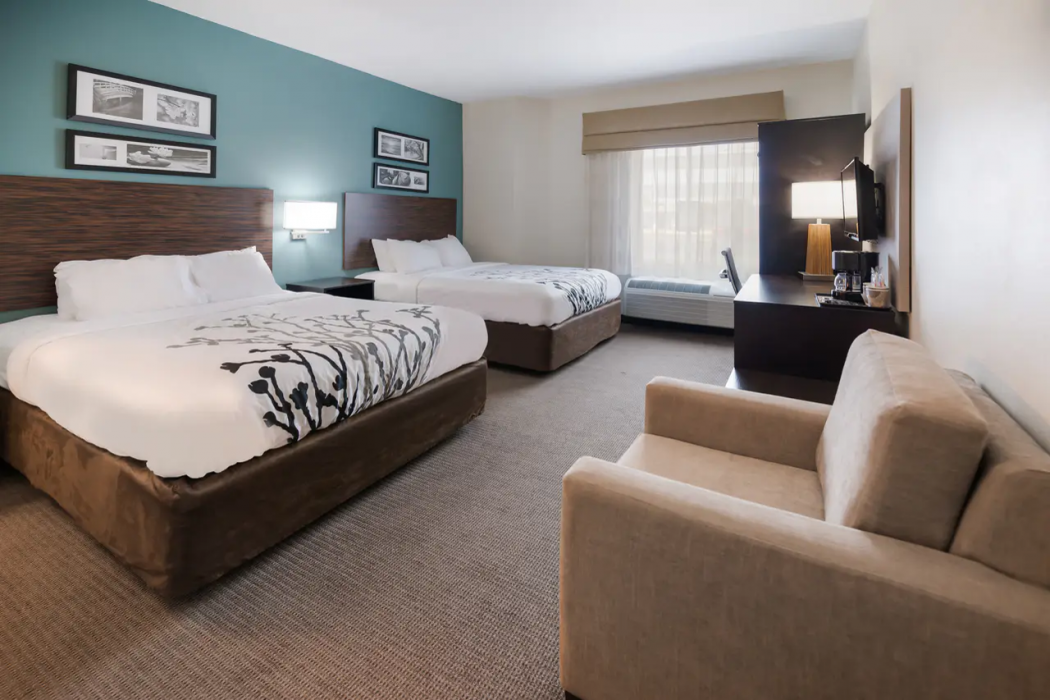Sleep Inn & Suites Port Clinton 11/22
