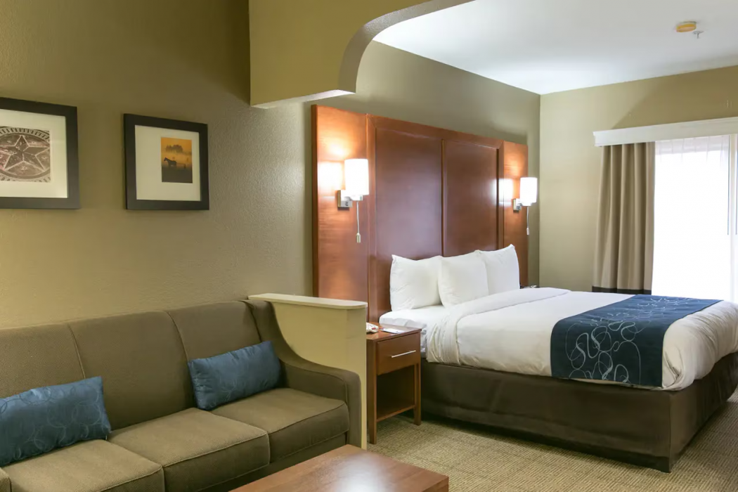 Comfort Suites Austin NW Lakeline 9/17
