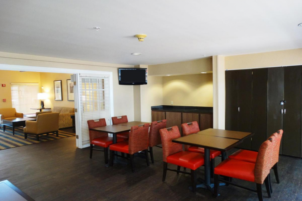 MainStay Suites Raleigh North 16/29