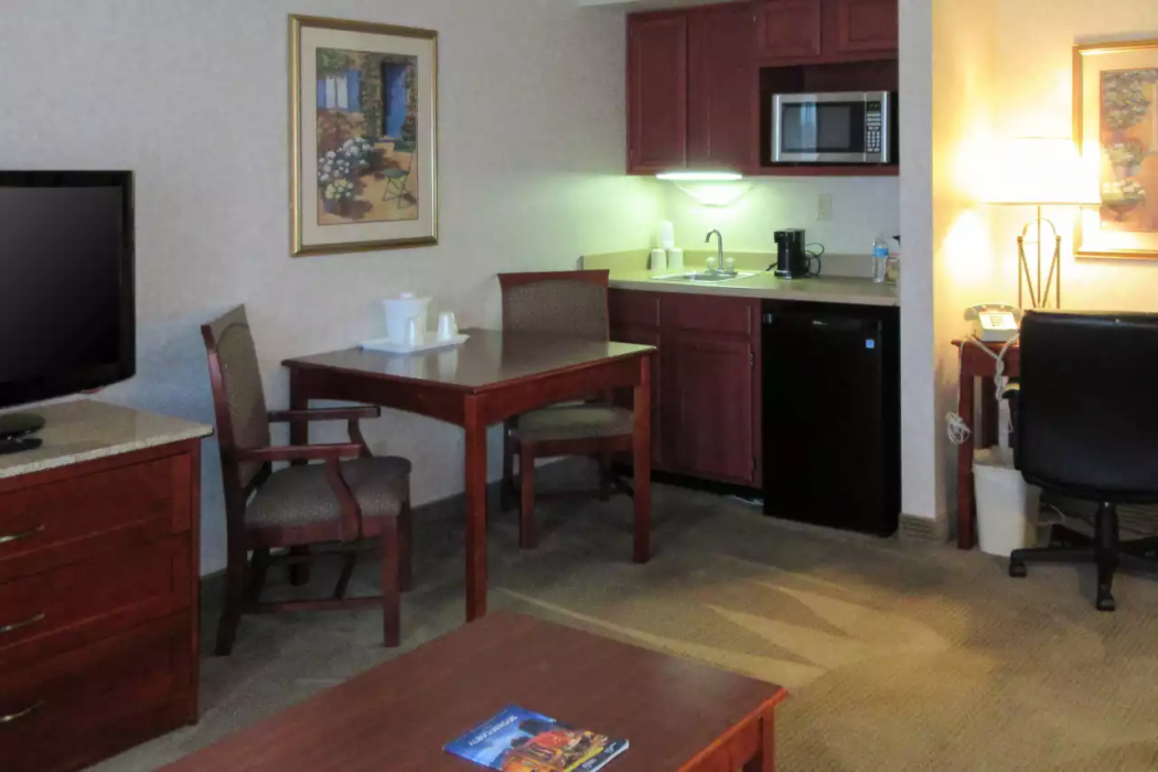 Quality Inn and Suites Downtown University Area 4/16