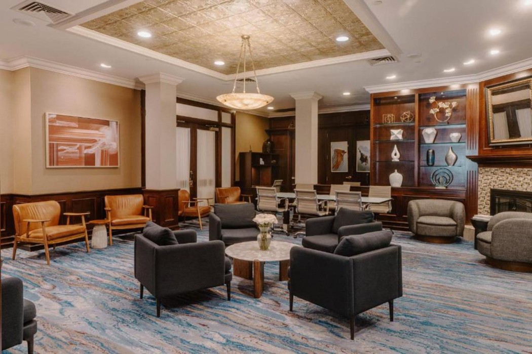Club Quarters Hotel In Boston 5/25