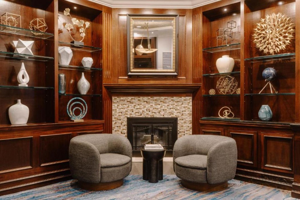 Club Quarters Hotel In Boston 11/25