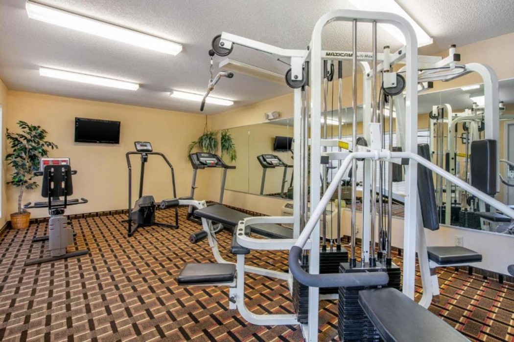 Quality Inn Johnson City I-26 exit 17 12/16