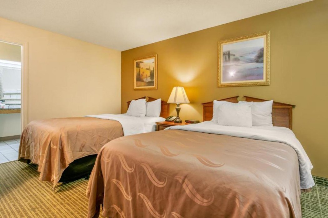 Quality Inn Johnson City I-26 exit 17 6/16
