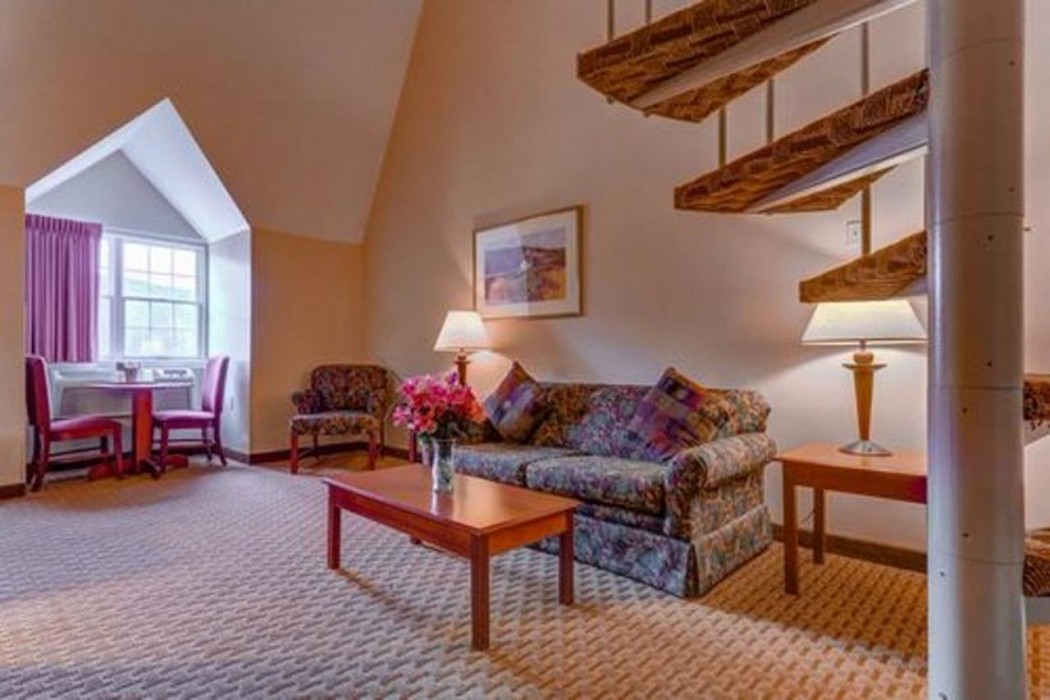 Chateau Resort & Conference Center 11/73