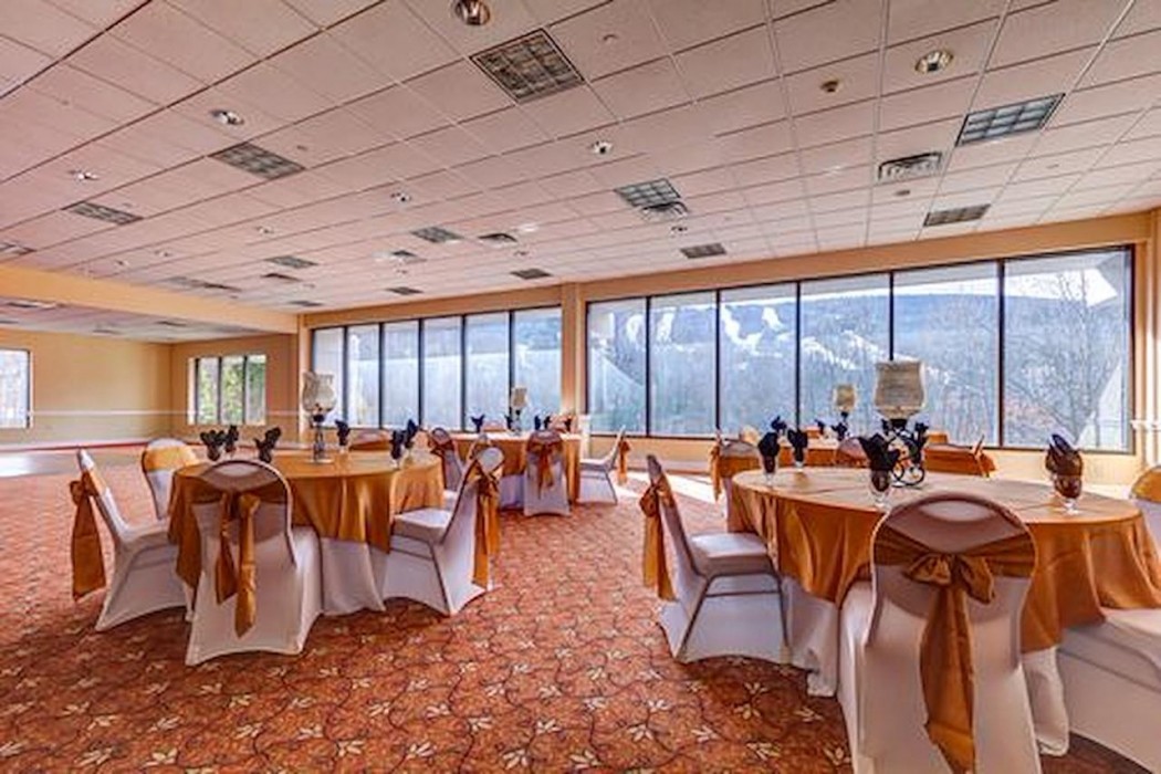 Chateau Resort & Conference Center 30/73