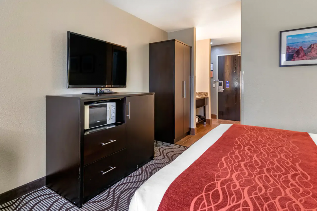 Comfort Inn & Suites Fruita - Grand Junction 10/33