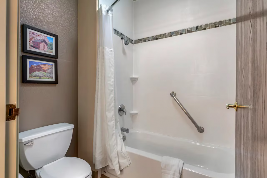 Comfort Inn & Suites Fruita - Grand Junction 12/33