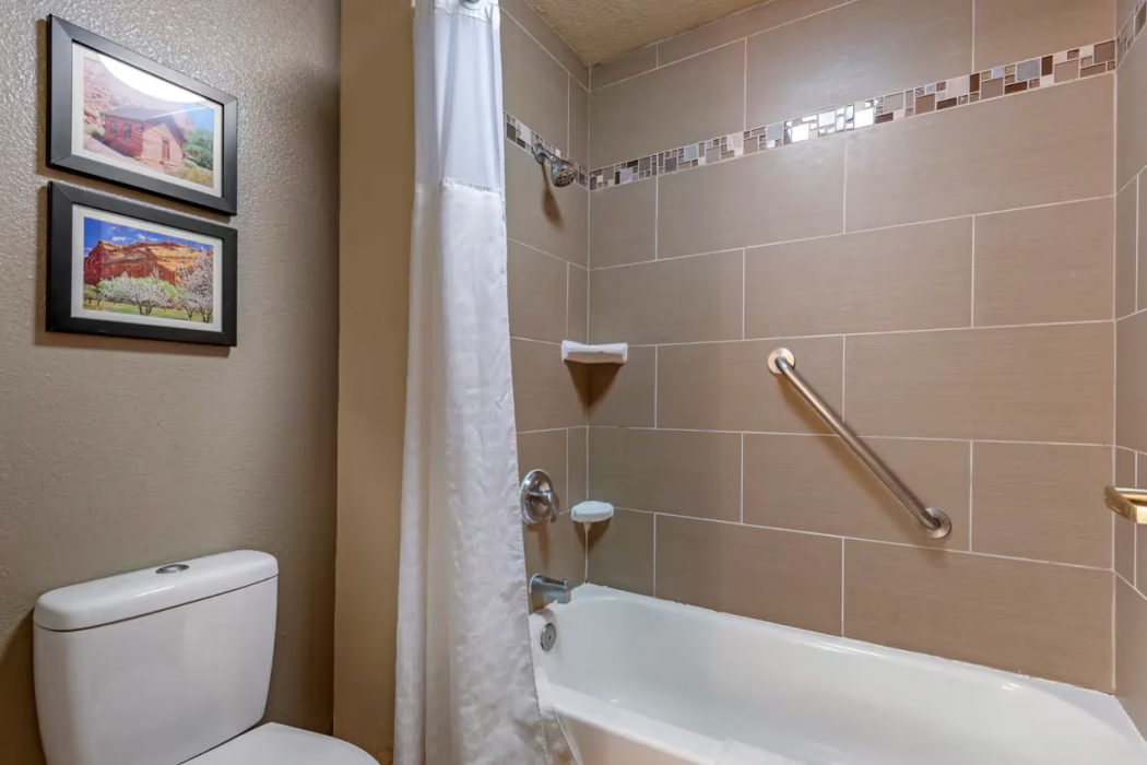Comfort Inn & Suites Fruita - Grand Junction 13/33
