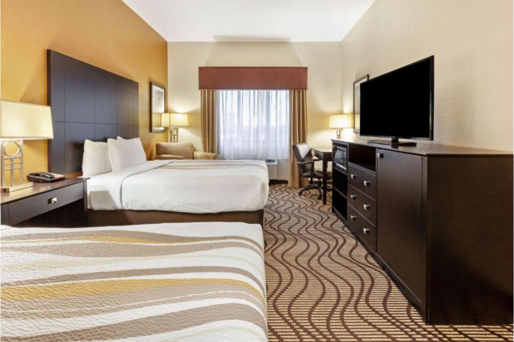 La Quinta Inn & Suites by Wyndham South Bend 13/57