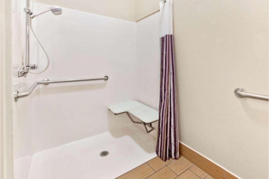 La Quinta Inn & Suites by Wyndham South Bend 26/57