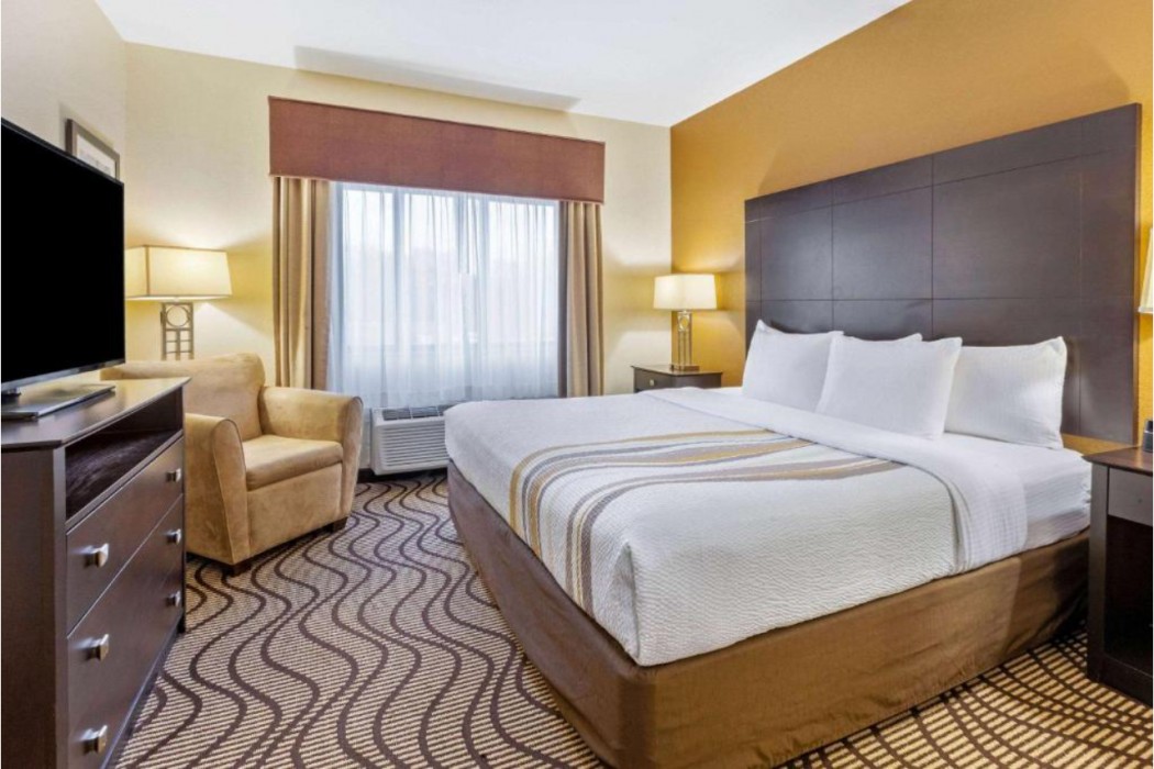 La Quinta Inn & Suites by Wyndham South Bend 15/57