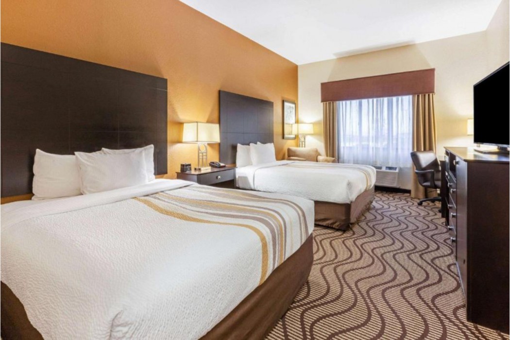 La Quinta Inn & Suites by Wyndham South Bend 17/57