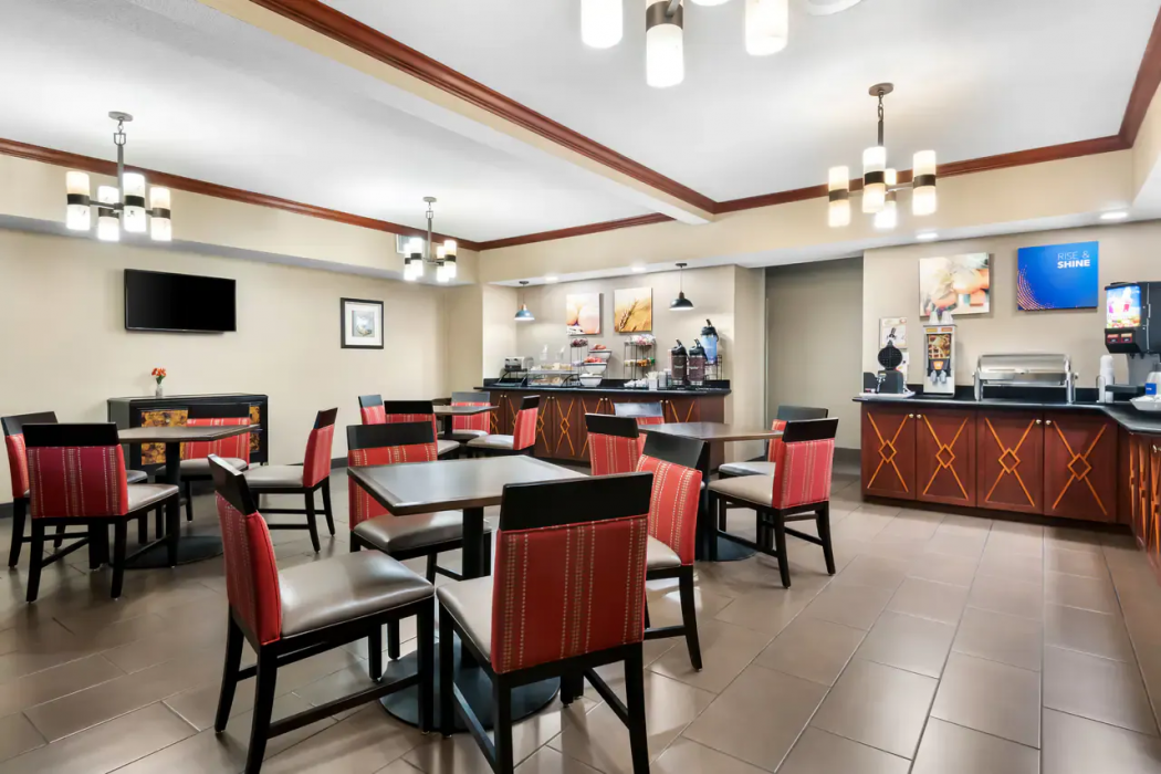 Comfort Inn and Suites North East, MD 25/28