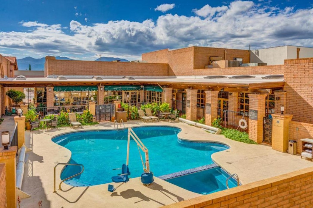 Clarion Inn Sierra Vista near Ft Huachuca 17/42