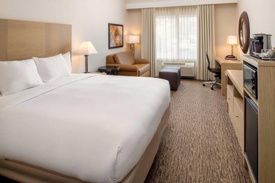 DoubleTree by Hilton Olympia Downtown Capitol District 7/30