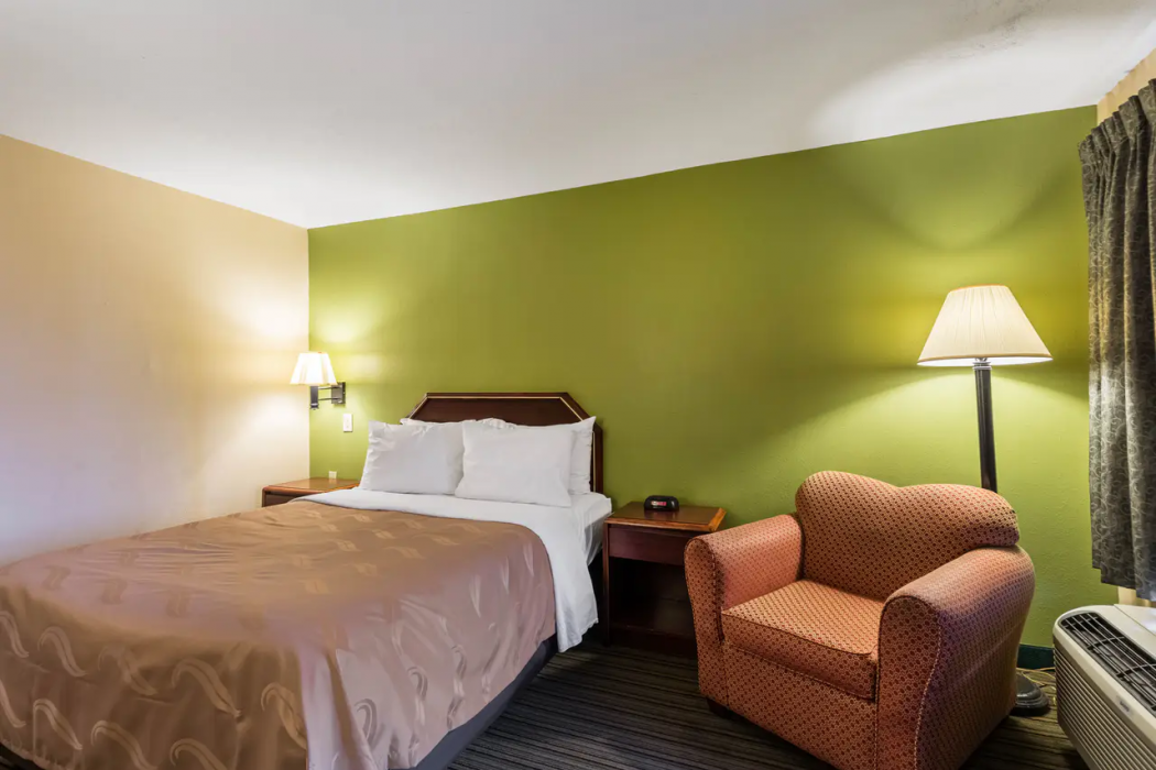 Quality Inn Alexandria 9/26