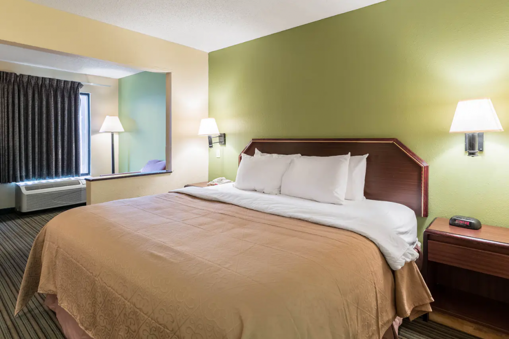 Quality Inn Alexandria 12/26