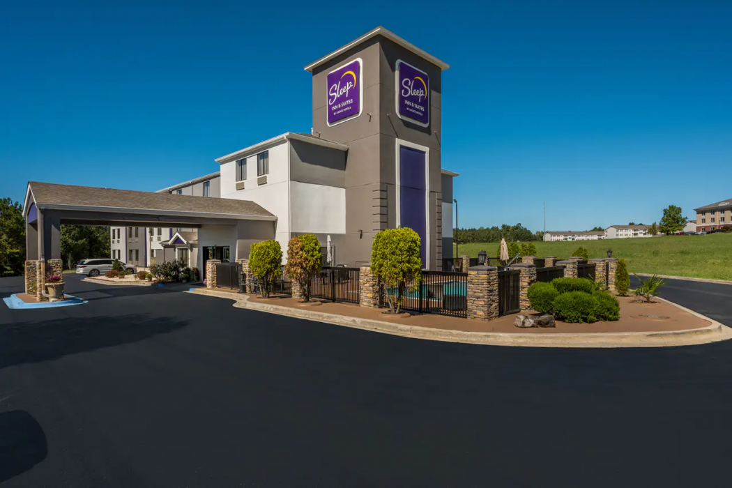 Sleep Inn & Suites Cullman I-65 exit 310 1/27