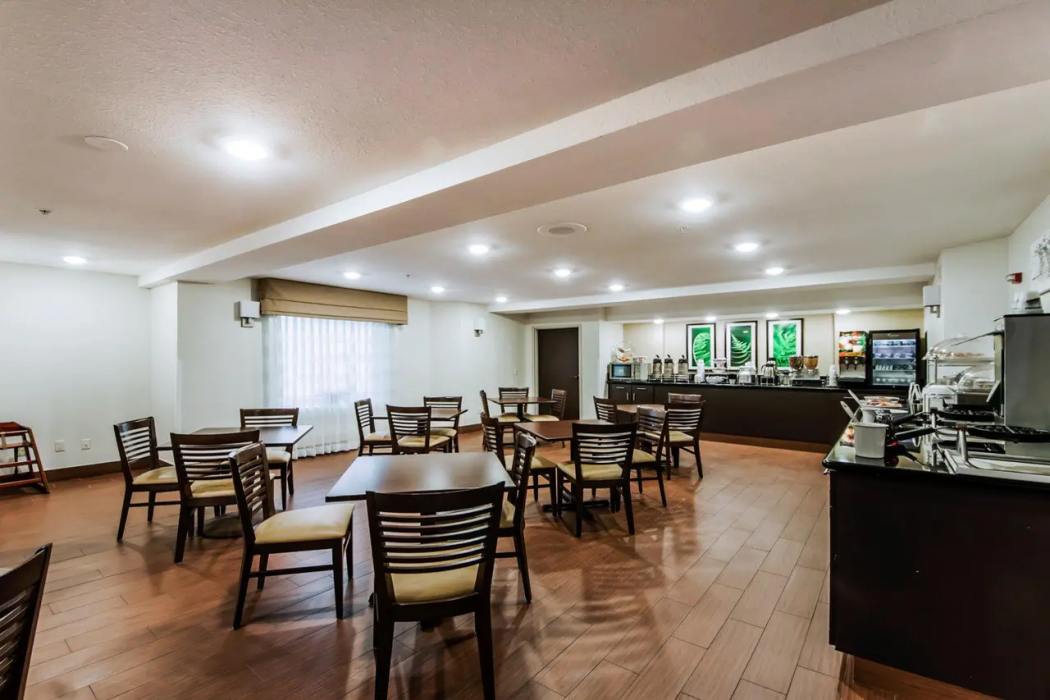 Sleep Inn & Suites Guthrie - Edmond North 54/61