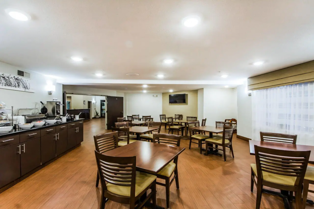 Sleep Inn & Suites Guthrie - Edmond North 53/61